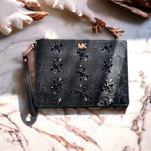 MICHAEL KORS SOFIA FLORAL WRISTLET BEADED